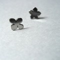 Hydrangea Post Earring