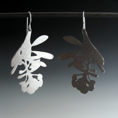 Chrysanthemum Earring