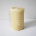 honeycomb_beeswax_candle1_th.jpg
